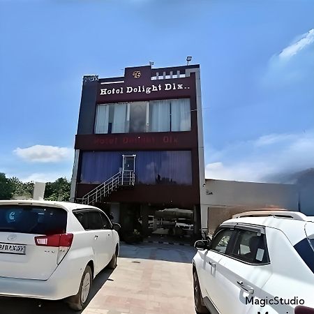 Hotel Delight Deluxe Pipra Dewas Bagian luar foto